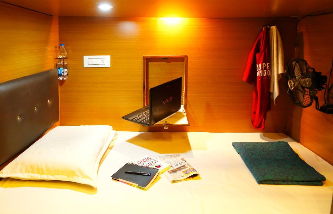 Swapnanivas A/C Dormitory 蒂鲁帕蒂 外观 照片